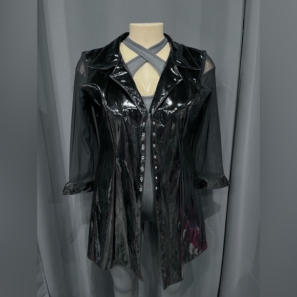 Diva Jackets & Blazers - Women's 1x Diva Black Faux Leather Jacket with Mesh Sleeves.